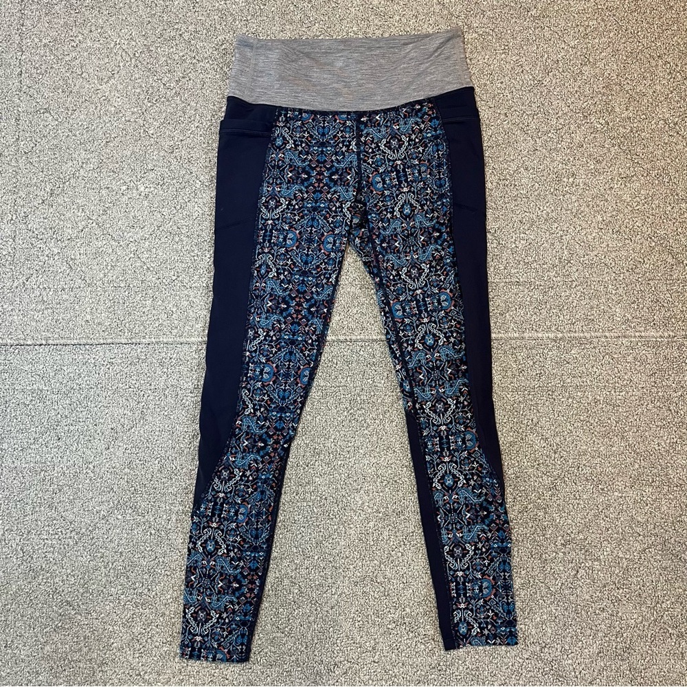 Athleta High Rise Tapestry Chaturanga Pants Town Tight Pull On Size Medium Blue